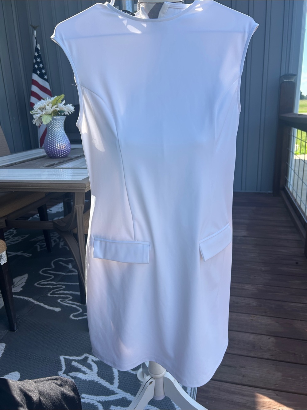 Women’s White Sleeveless Midi Shift Dress with Pocket Detail